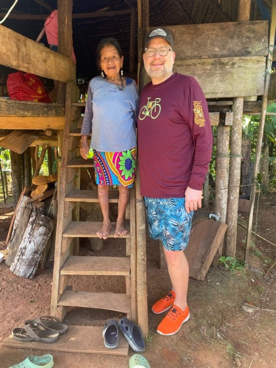 Meeting Dionila: a first trip to Majé in 2012. Courtship dance, elder who taught the girls, the floor itself.