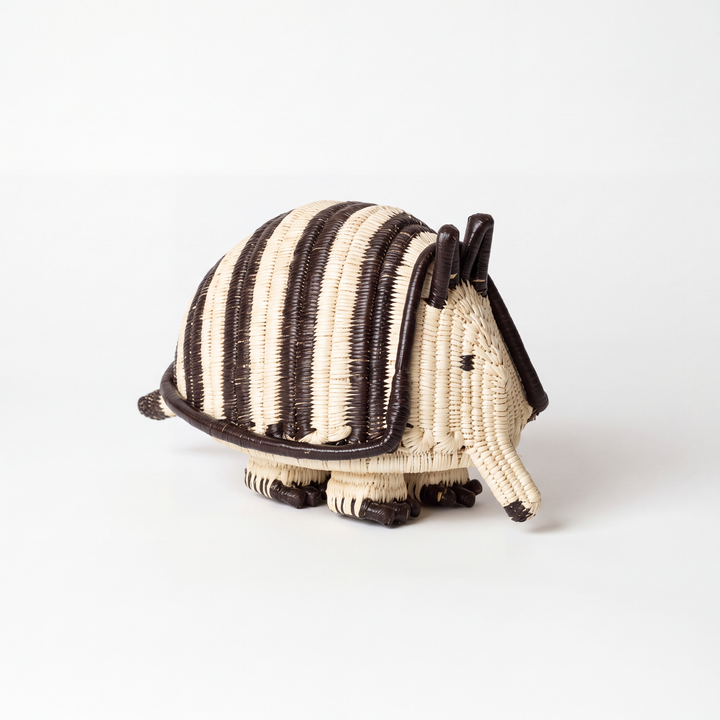 Russet Woven Armadillo - Handmade Embera Art