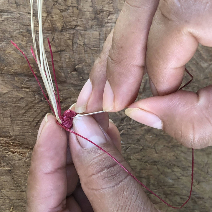 Panama Artisan hand weaving