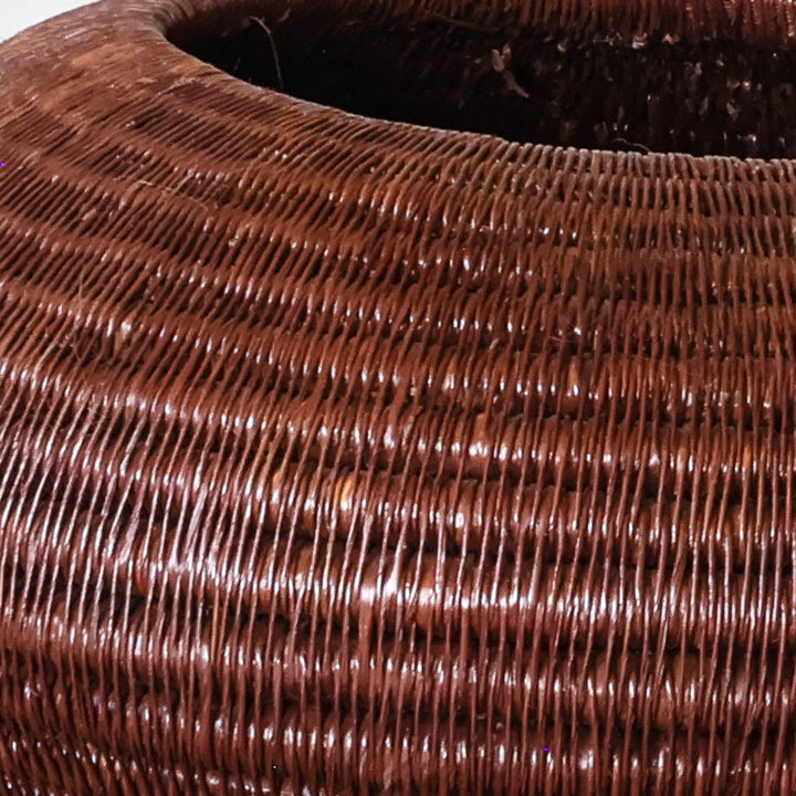 Russet Nest Vessel, one of one werregue basket handwoven by Wounaan weavers in Chocó, Colombia, weave detail