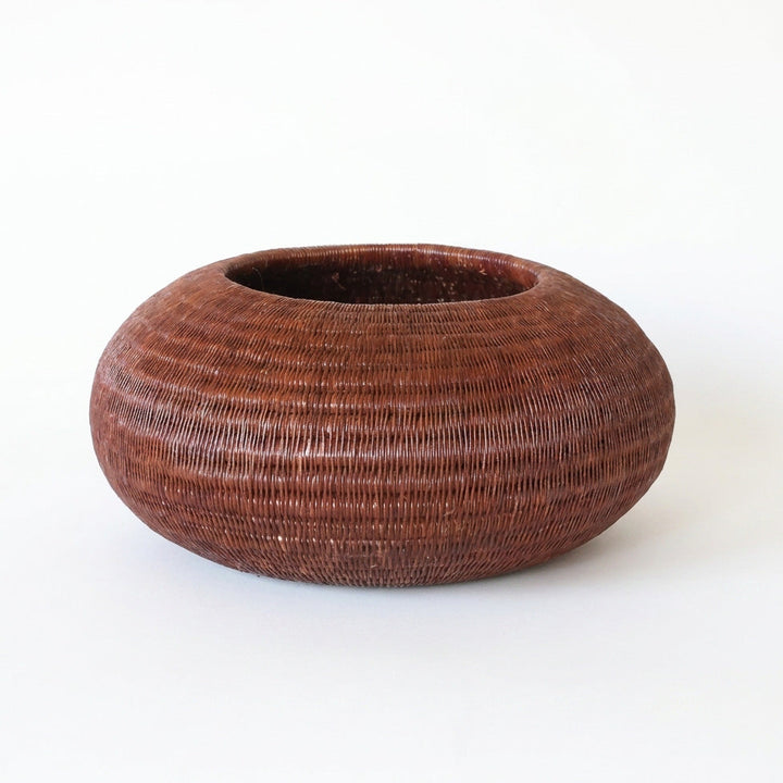 Russet Nest Vessel, one of one werregue basket handwoven by Wounaan weavers in Chocó, Colombia