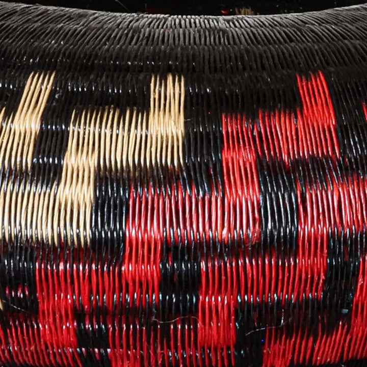 Storm Lightning Basket, one of one werregue basket handwoven by Wounaan weavers in Chocó, Colombia, weave detail