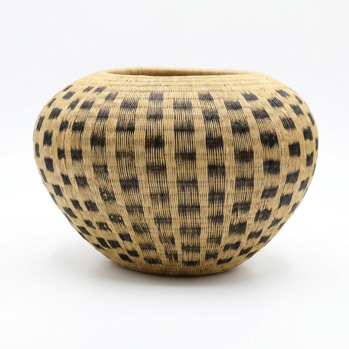 Pebble Field Basket, one of one werregue basket handwoven by Wounaan weavers in Chocó, Colombia