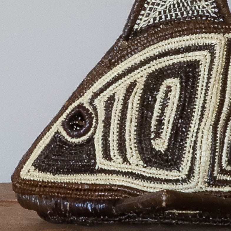 Cream Dart - Embera Woven Fish detail