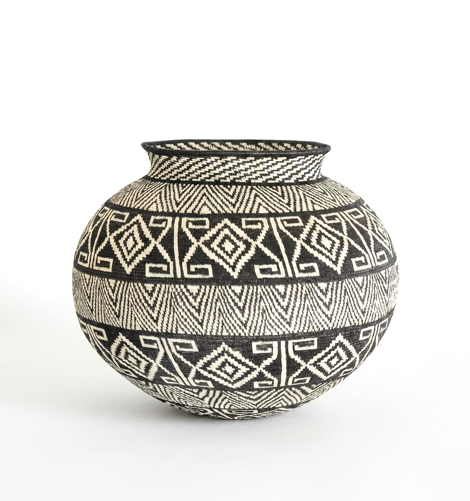 Diamond Echo Vessel - Handwoven Decorative Basket