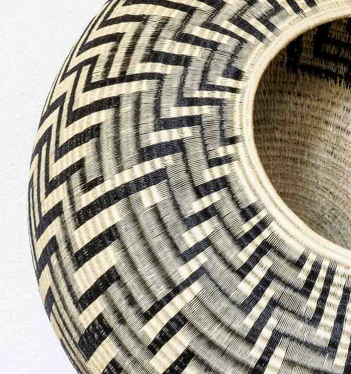 Close-up detail of the weave on the Open Top Black Lightning werregue basket from the Choco, Colombia