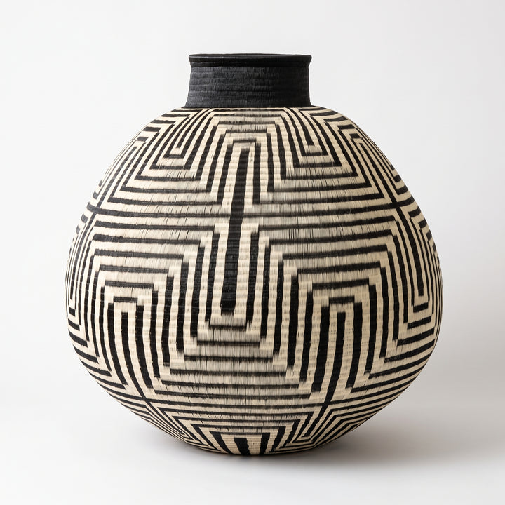 Radiating Crosses - Colombian Werregue Basket