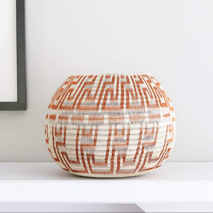 Copper Keys On White 2 – geometric motif – woven basket – baskets – handwoven in Colombia