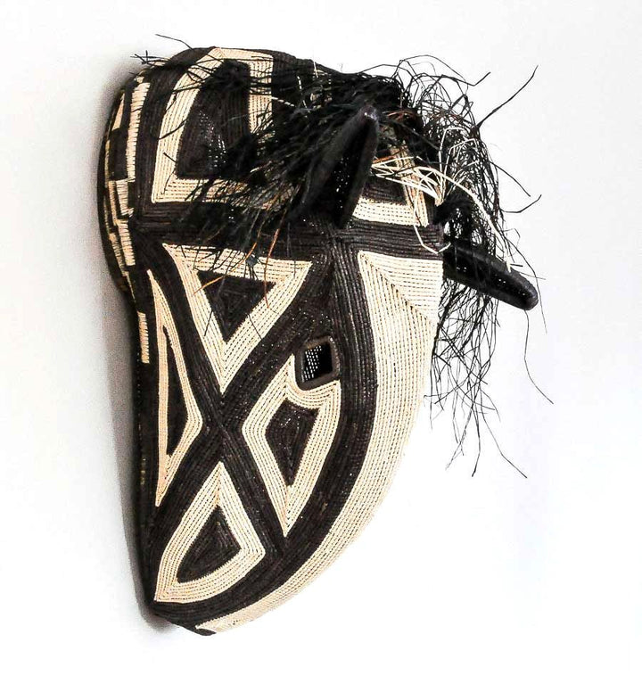White Nose Horse Mask – geometric motif – woven basket – sculptures & statues – handwoven in Colombia
