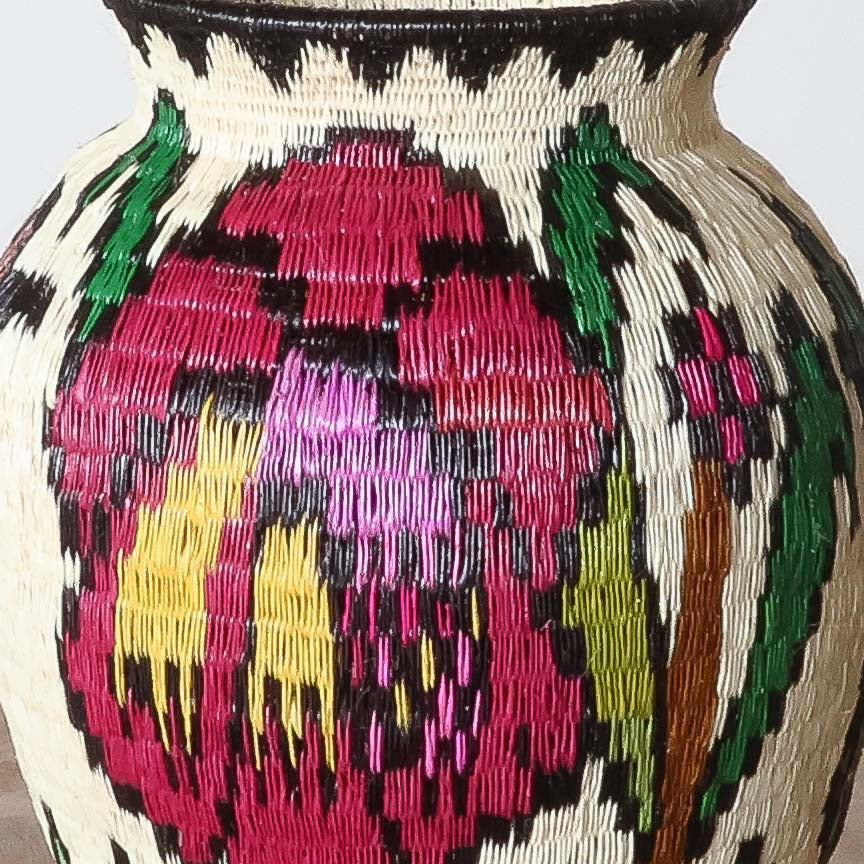 Garden Bloom - Panama Wounaan Basket detail