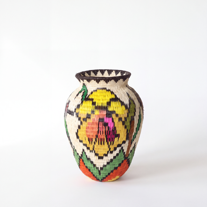 Garden Bloom - Panama Wounaan Basket