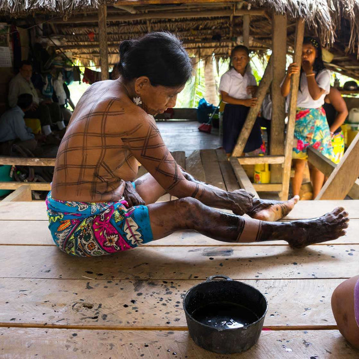 Emberá artisan in Panama