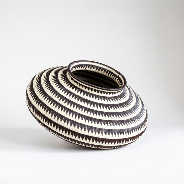 Triangle Rows - Panama Wounaan Basket