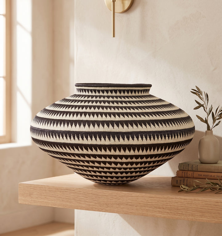 Triangle Rows - Panama Wounaan Basket