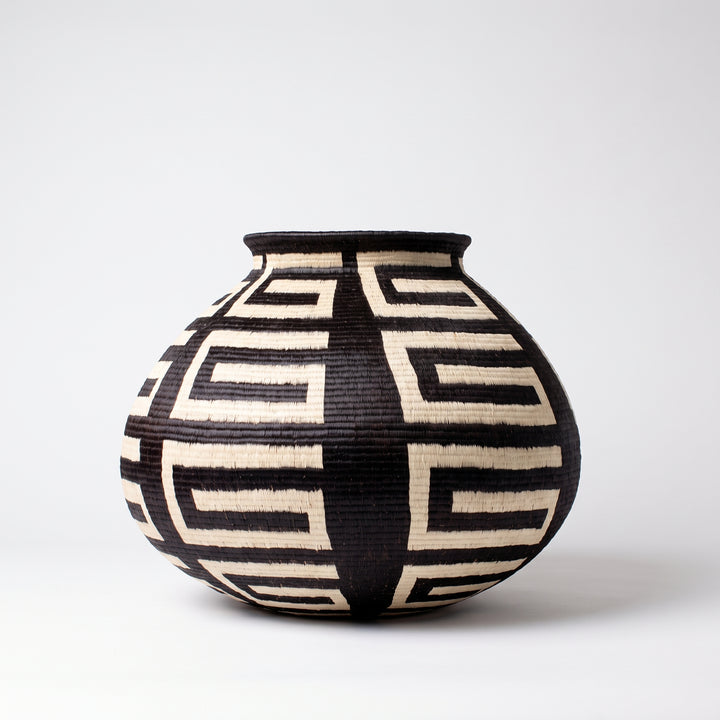 Pracdei's Modern Black & White - Panama Wounaan Basket