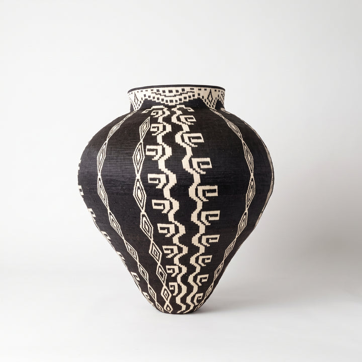 Tapered Columns on Black - Panama Wounaan Basket