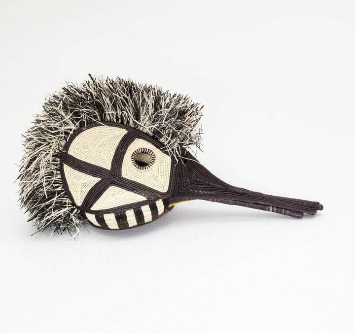 Peppered Hair Hummingbird – geometric motif – mask – sculptures & statues – handwoven in Panama