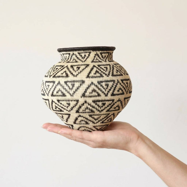 Large fish hook pattern woven basket by Wounaan artisans from Panama Darién rainforest