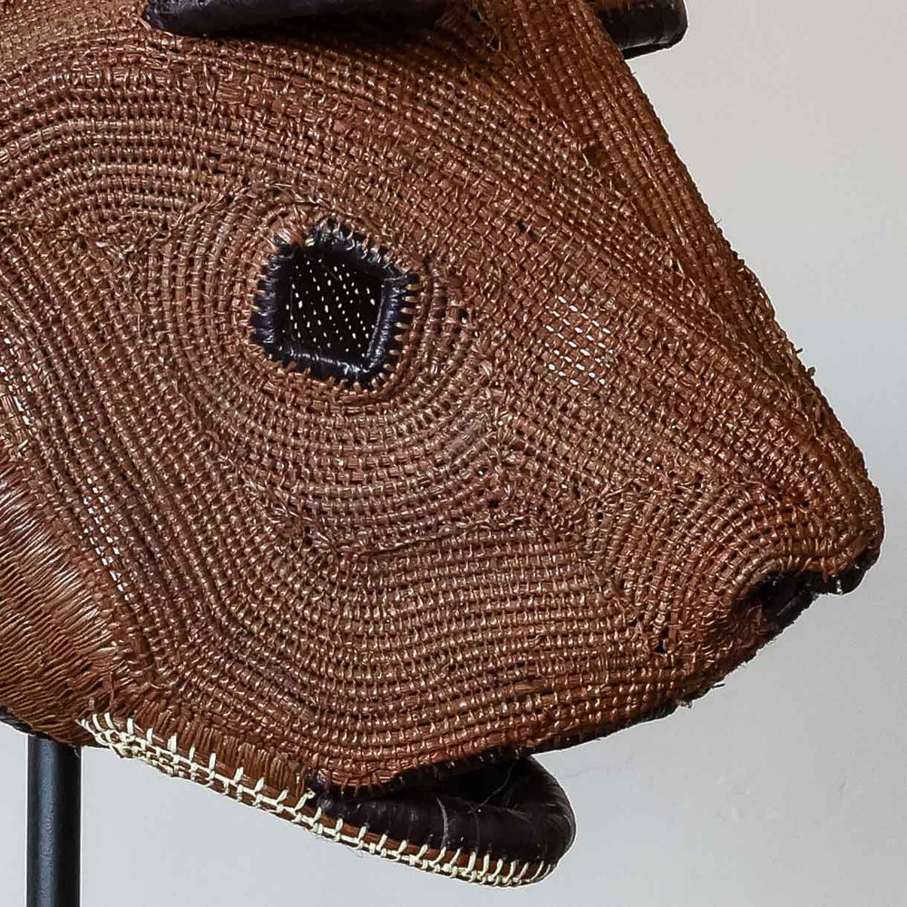 Detail of the woven texture on an Emberá brown bear mask