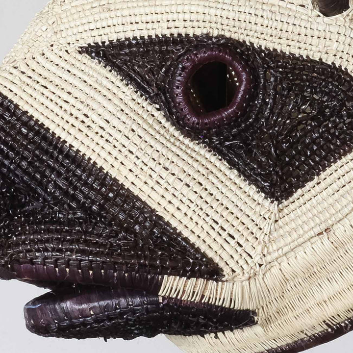 Bandit Pup - Emberá Woven Figure detail