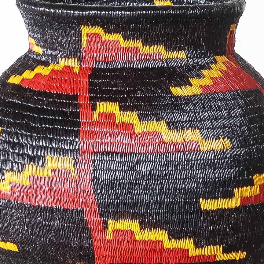 Flame - Panama Wounaan Basket detail
