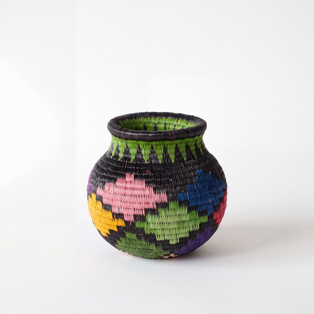 Color Burst - Panama Wounaan Basket