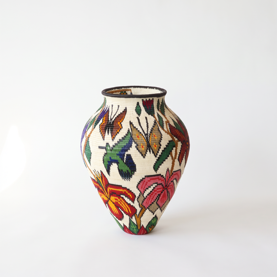 Floral Hummingbird - Panama Wounaan Basket