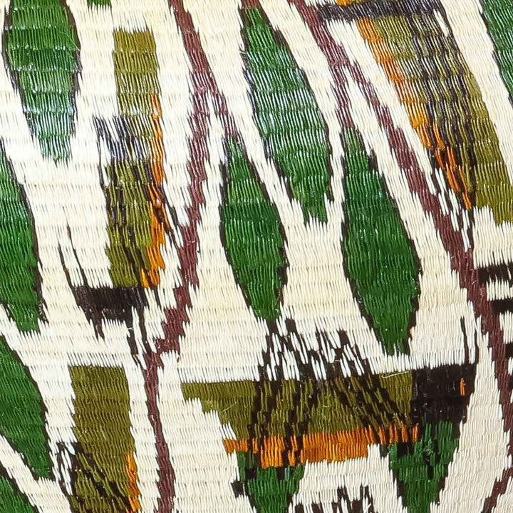 Grasshopper - Panama Wounaan Basket detail