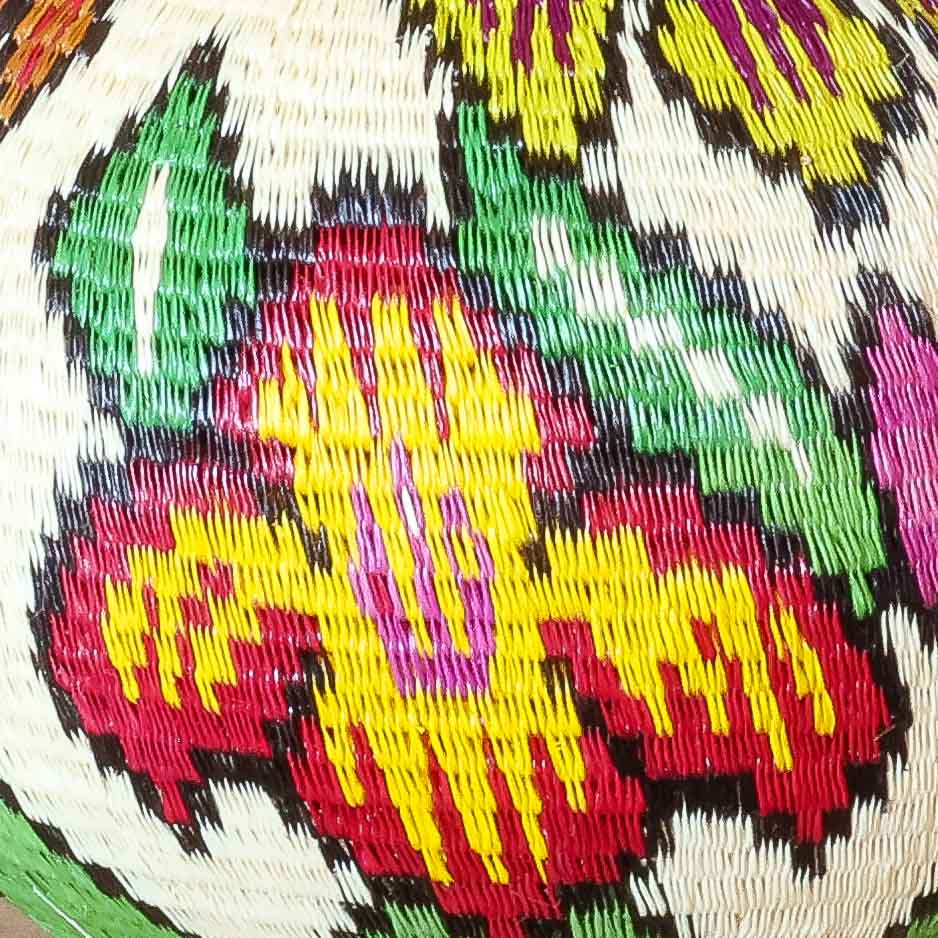Mini Floral - Panama Wounaan Basket detail