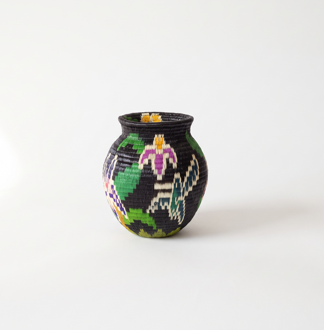Mini Floral Hummingbird - Panama Wounaan Basket