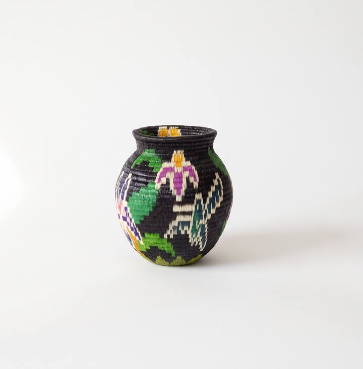 Mini Floral Hummingbird - Panama Wounaan Basket