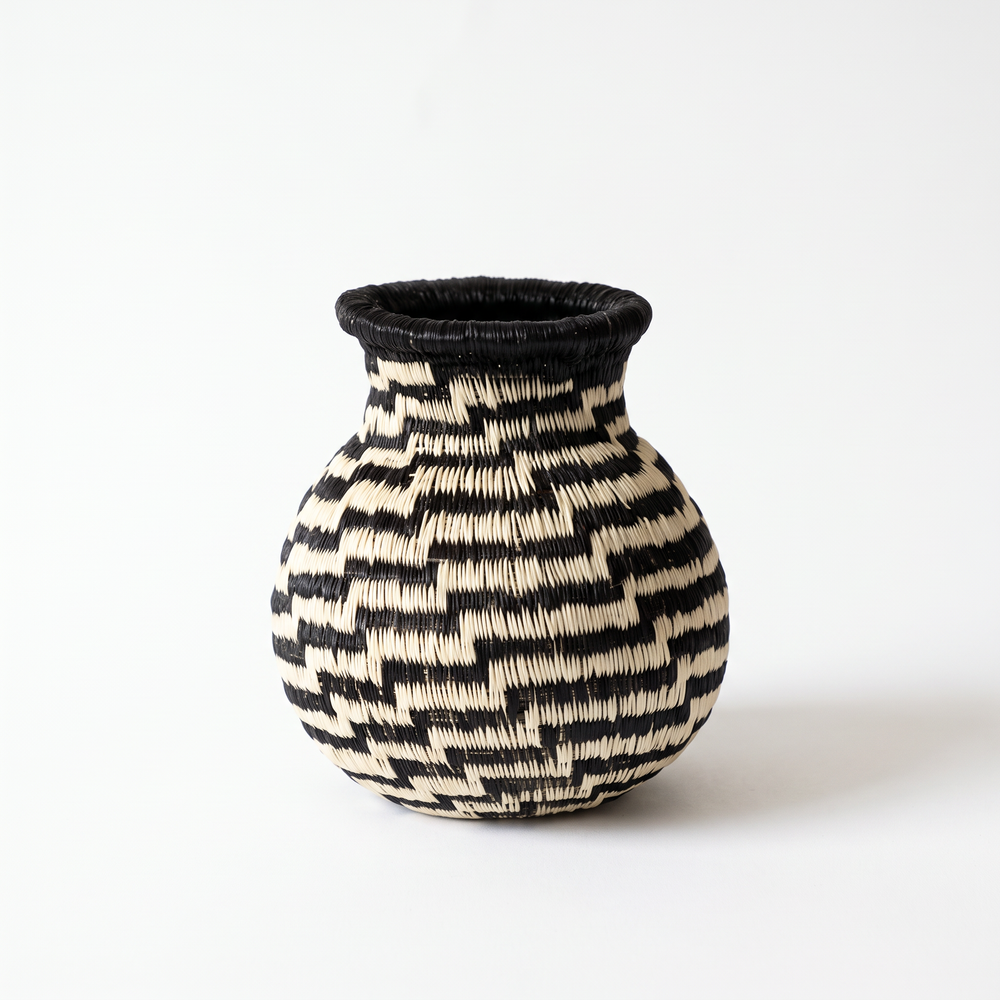 Obsidian Step Mini - Panama Wounaan Basket