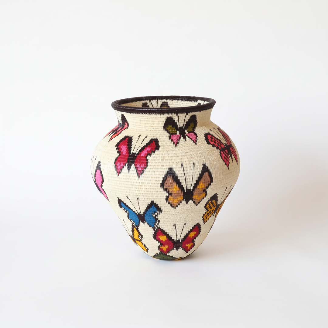 Butterfly II - Panama Wounaan Basket