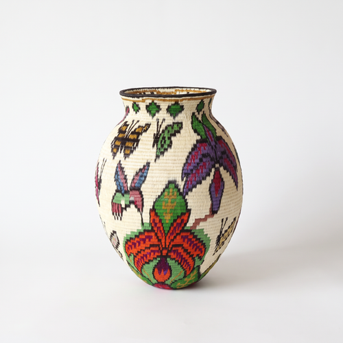 Floral Hummingbird II - Panama Wounaan Basket