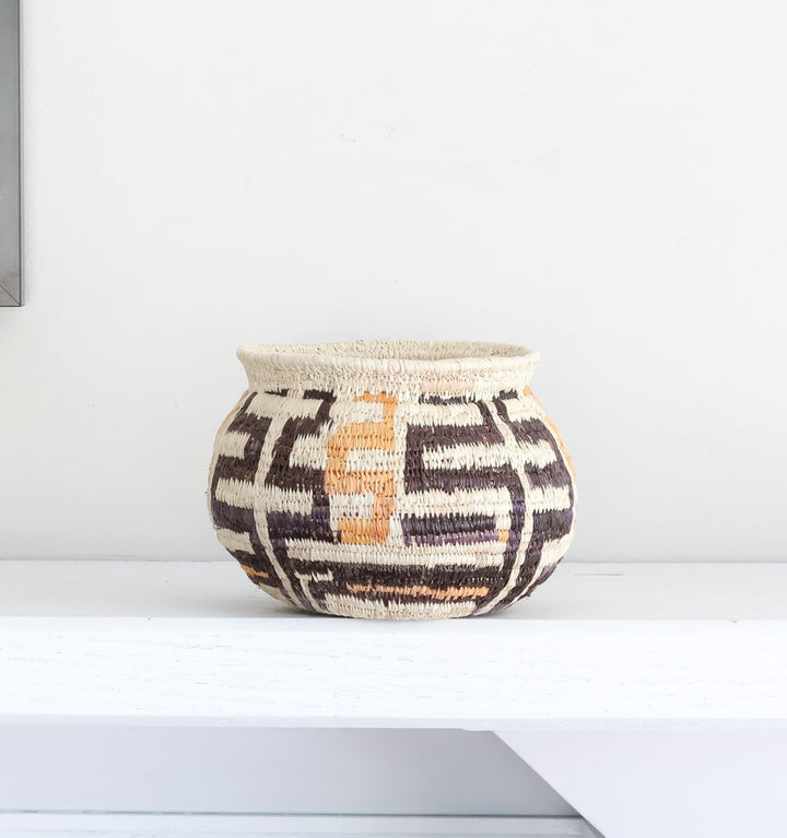 Vintage Black Orange Ladders – geometric motif – woven basket – baskets – handwoven in Panama