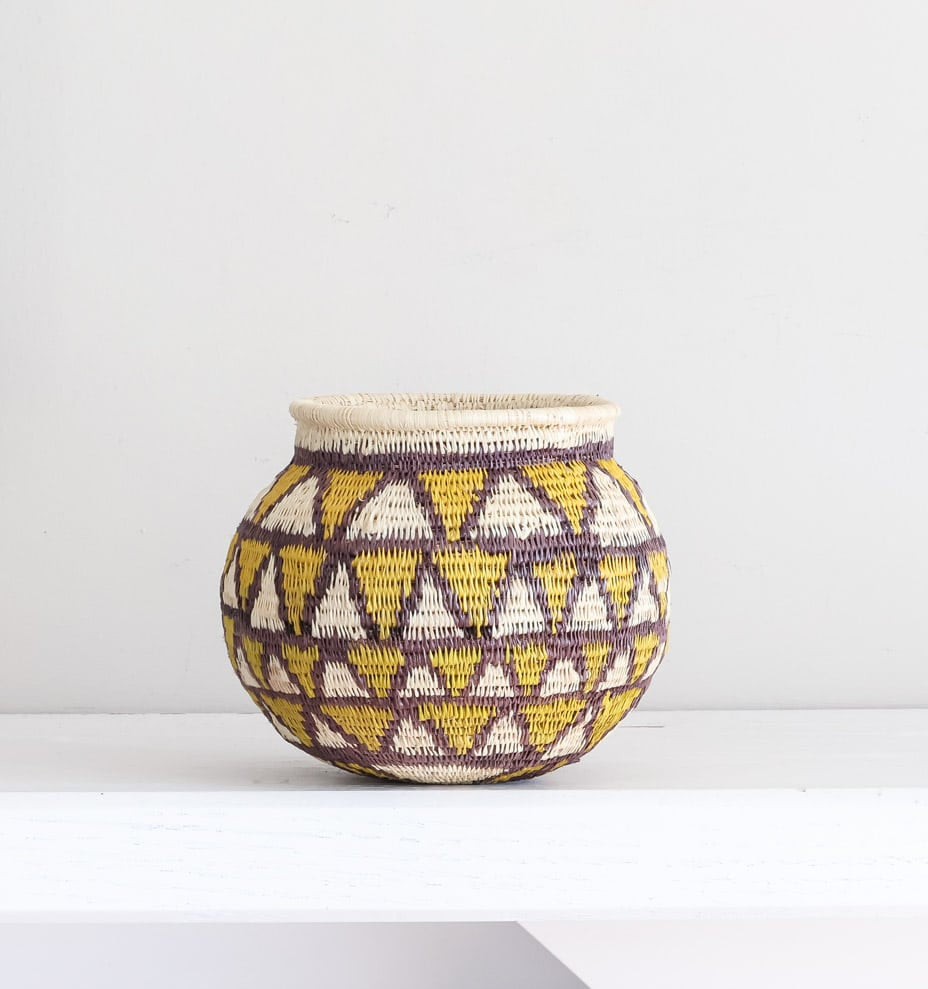 Vintage Oropéndola Woven Basket