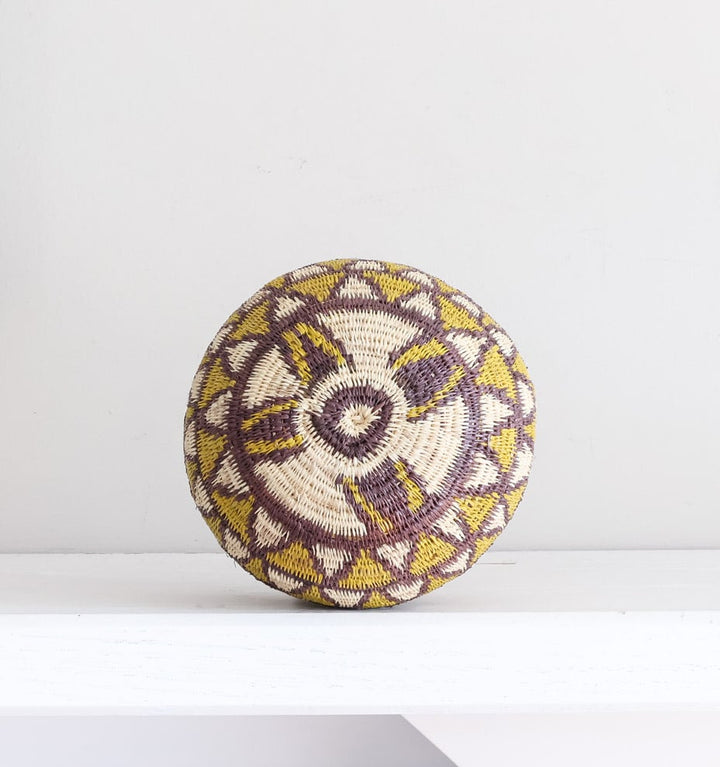 Vintage Oropéndola Woven Basket