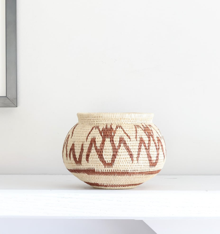 Vintage Brown Ants – critters motif – woven basket – baskets – handwoven in Panama