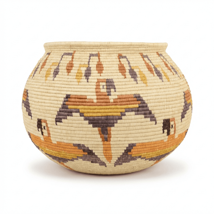 Large decorative basket with vintage macaw and berry motifs by Wounaan artisans from Panama