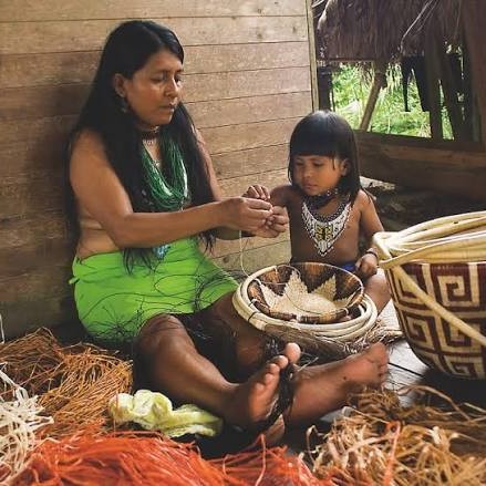 Crucelina Chocho, the weaver who made this piece