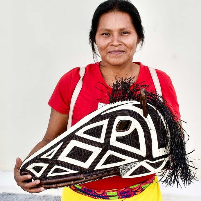 Rosa Cabrera, the weaver who made this piece